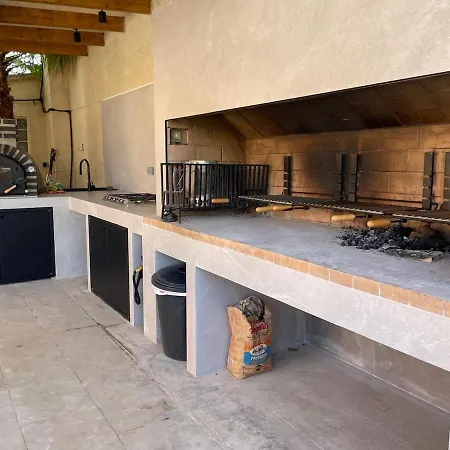 Con Barbacoa Familias Mareny Blau