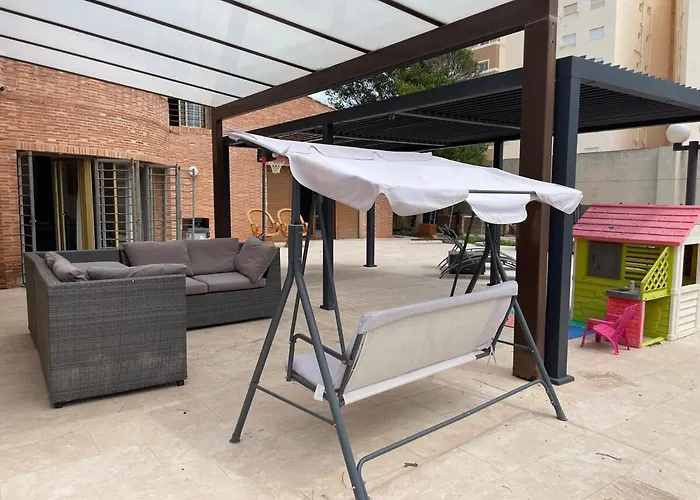 Con Barbacoa Familias * Mareny Blau